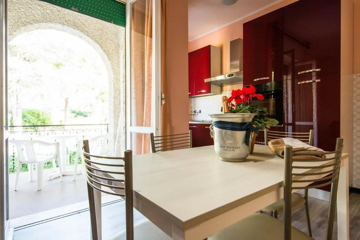 Residence Riviera Mare Pietra Ligure Ξενοδοχείο με διαμερίσματα